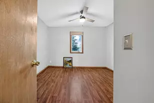 2512 Lowman Dr, Bloomington, IL 61704 - Photo 23
