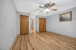 2512 Lowman Dr, Bloomington, IL 61704 - Photo 17
