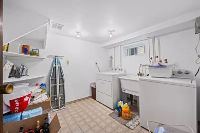 9138 Belleforte Avenue, Morton Grove, IL 60053 - Photo 31