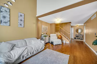 1424 Derby Lane, Mundelein, IL 60060 - Photo 3