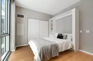 123 S Green St, Chicago, IL 60607 - Photo 21
