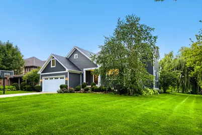 1074 Suffolk Court, Gurnee, IL 60031 - Photo 3