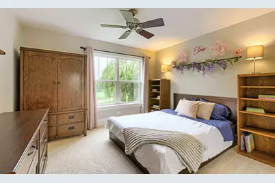 1074 Suffolk Court, Gurnee, IL 60031 - Photo 25