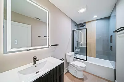 932 N Trumbull Avenue, Chicago, IL 60651 - Photo 29