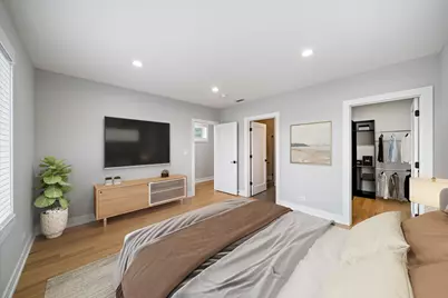 932 N Trumbull Avenue, Chicago, IL 60651 - Photo 15