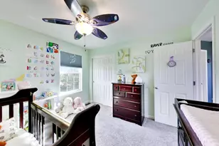 242 Bedford Ln, Volo, IL 60073 - Photo 37