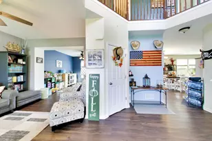 242 Bedford Ln, Volo, IL 60073 - Photo 3