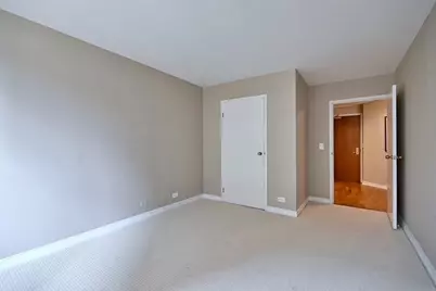 401 E Ontario Street #2210, Chicago, IL 60611 - Photo 25