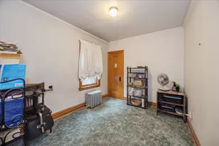 8010 44th St, Lyons, IL 60534 - Photo 9