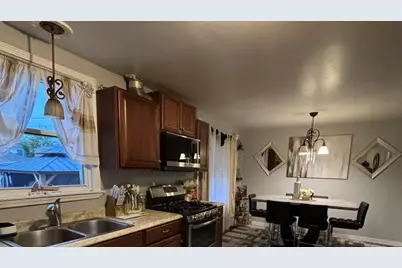 175 Martin Lane, Chicago Heights, IL 60411 - Photo 7