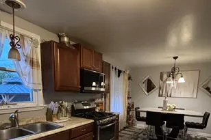 175 Martin Ln, Chicago Heights, IL 60411 - Photo 7