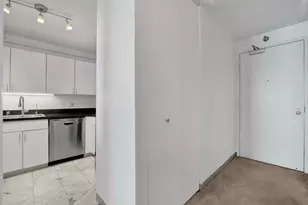 474 N Lake Shore Dr, Chicago, IL 60611 - Photo 11