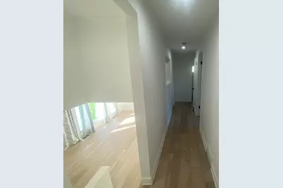 9105 Oleander Avenue, Morton Grove, IL 60053 - Photo 11