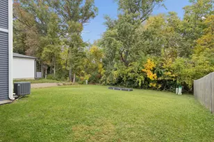 1907 S Main St, Lombard, IL 60148 - Photo 23