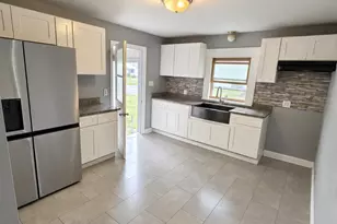 2319 170th St, Hazel Crest, IL 60429 - Photo 5