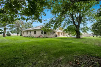 3255 E 12th Road, Ottawa, IL 61350 - Photo 29