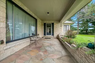 3255 E 12th Rd, Ottawa, IL 61350 - Photo 3