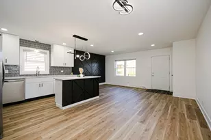 1005 W 103rd St, Chicago, IL 60643 - Photo 5