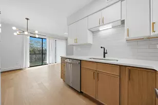 10851 S Keating Ave, Oak Lawn, IL 60453 - Photo 13