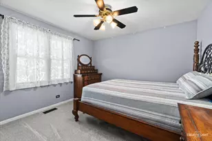 2634 Boxwood Dr, Elgin, IL 60124 - Photo 15