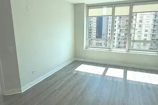 33 W Ontario St, Chicago, IL 60654 - Photo 7