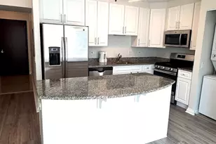 33 W Ontario St, Chicago, IL 60654 - Photo 3