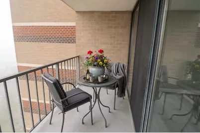 3660 N Lake Shore Drive #2106, Chicago, IL 60613 - Photo 17
