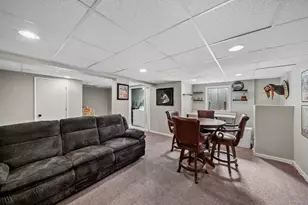 1313 Gilray Dr, Joliet, IL 60431 - Photo 19