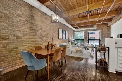 225 W Huron Street #211, Chicago, IL 60654 - Photo 5