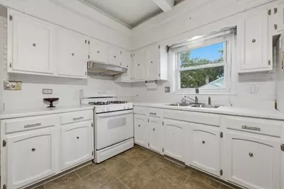 2813 S Shields Avenue, Chicago, IL 60616 - Photo 13