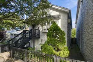 2813 S Shields Ave, Chicago, IL 60616 - Photo 3
