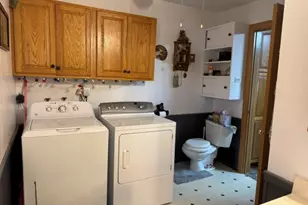 404 E 2nd St, Oglesby, IL 61348 - Photo 13