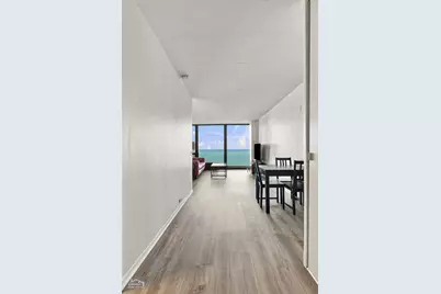 900 N Lake Shore Drive #1011, Chicago, IL 60611 - Photo 3