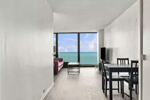 900 N Lake Shore Dr, Chicago, IL 60611 - Photo 3
