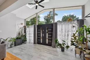 17W041 Deerpath Rd, Bensenville, IL 60106 - Photo 7