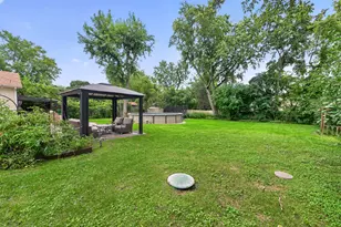 17W041 Deerpath Rd, Bensenville, IL 60106 - Photo 55