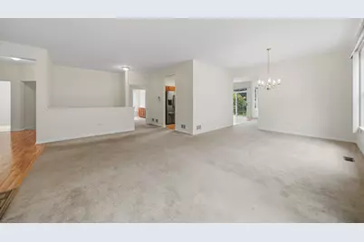 21240 Windsor Lake Lane, Crest Hill, IL 60403 - Photo 15