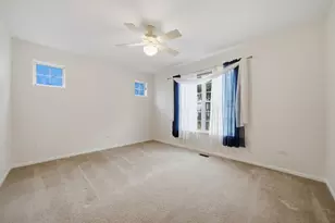 21240 Windsor Lake Ln, Crest Hill, IL 60403 - Photo 19