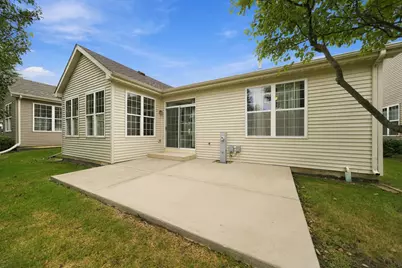 21240 Windsor Lake Lane, Crest Hill, IL 60403 - Photo 39