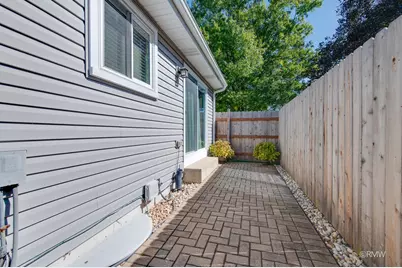 0S068 Cottonwood Drive, Wheaton, IL 60187 - Photo 31