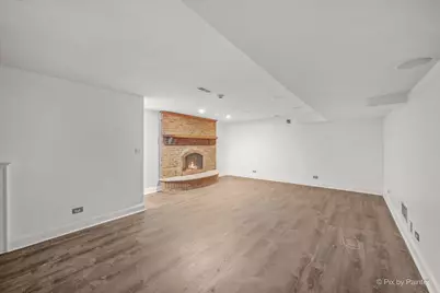 202 N Queen Anne Road, Woodstock, IL 60098 - Photo 53