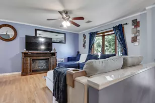 117 N Cedar Ln, Glenwood, IL 60425 - Photo 3