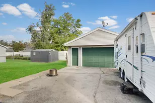 117 N Cedar Ln, Glenwood, IL 60425 - Photo 29