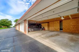1025 S Fernandez Ave, Arlington Heights, IL 60005 - Photo 25