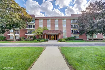 1025 S Fernandez Avenue #2D, Arlington Heights, IL 60005 - Photo 1