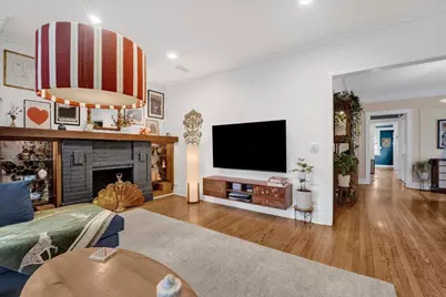 6239 N Campbell Avenue, Chicago, IL 60659 - Photo 7