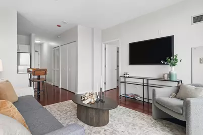 645 N Kingsbury Street #2205, Chicago, IL 60610 - Photo 5