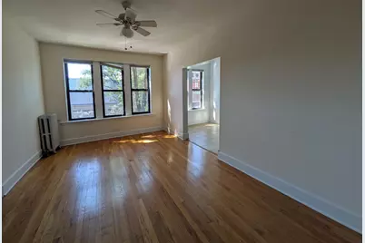 2704 N Sawyer Avenue #210, Chicago, IL 60647 - Photo 9