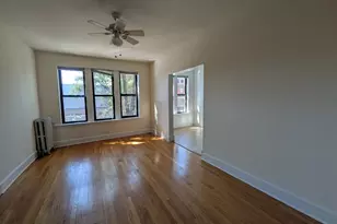 2704 N Sawyer Ave, Chicago, IL 60647 - Photo 9
