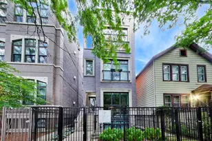1520 W Walton St, Chicago, IL 60642 - Photo 1